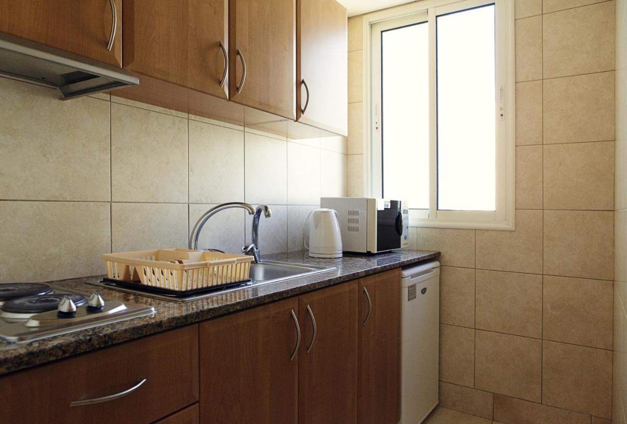 X1 By Smallville Apartment