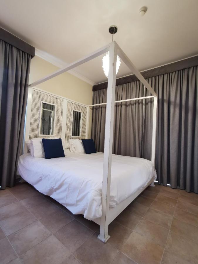 X1 By Smallville Apartment *