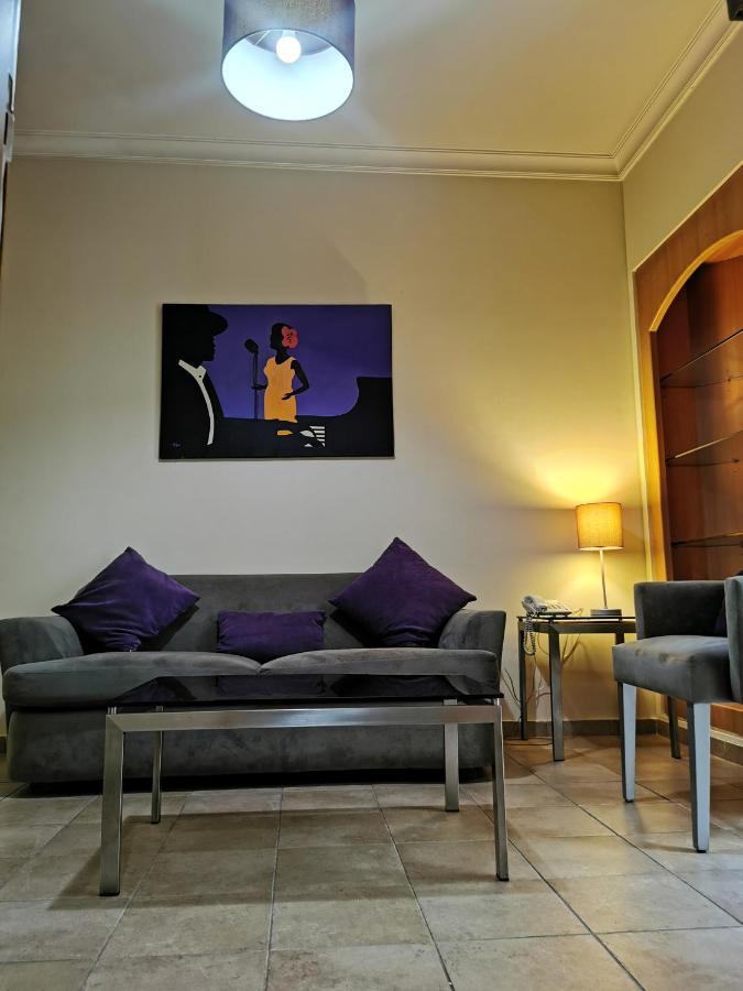 X1 By Smallville Apartment