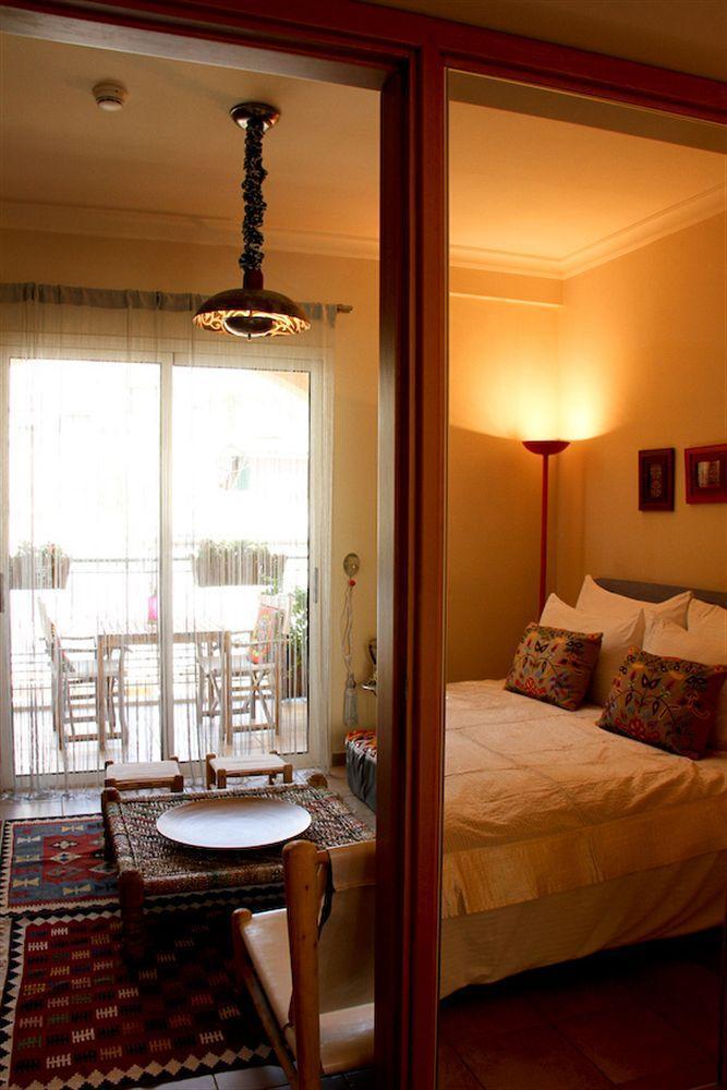 X1 By Smallville Apartment *